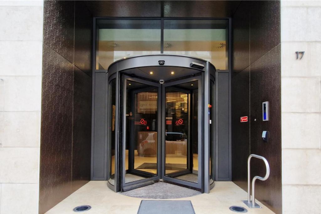 2Budapest Eye-Freegym And Sauna Luxury Home Экстерьер фото